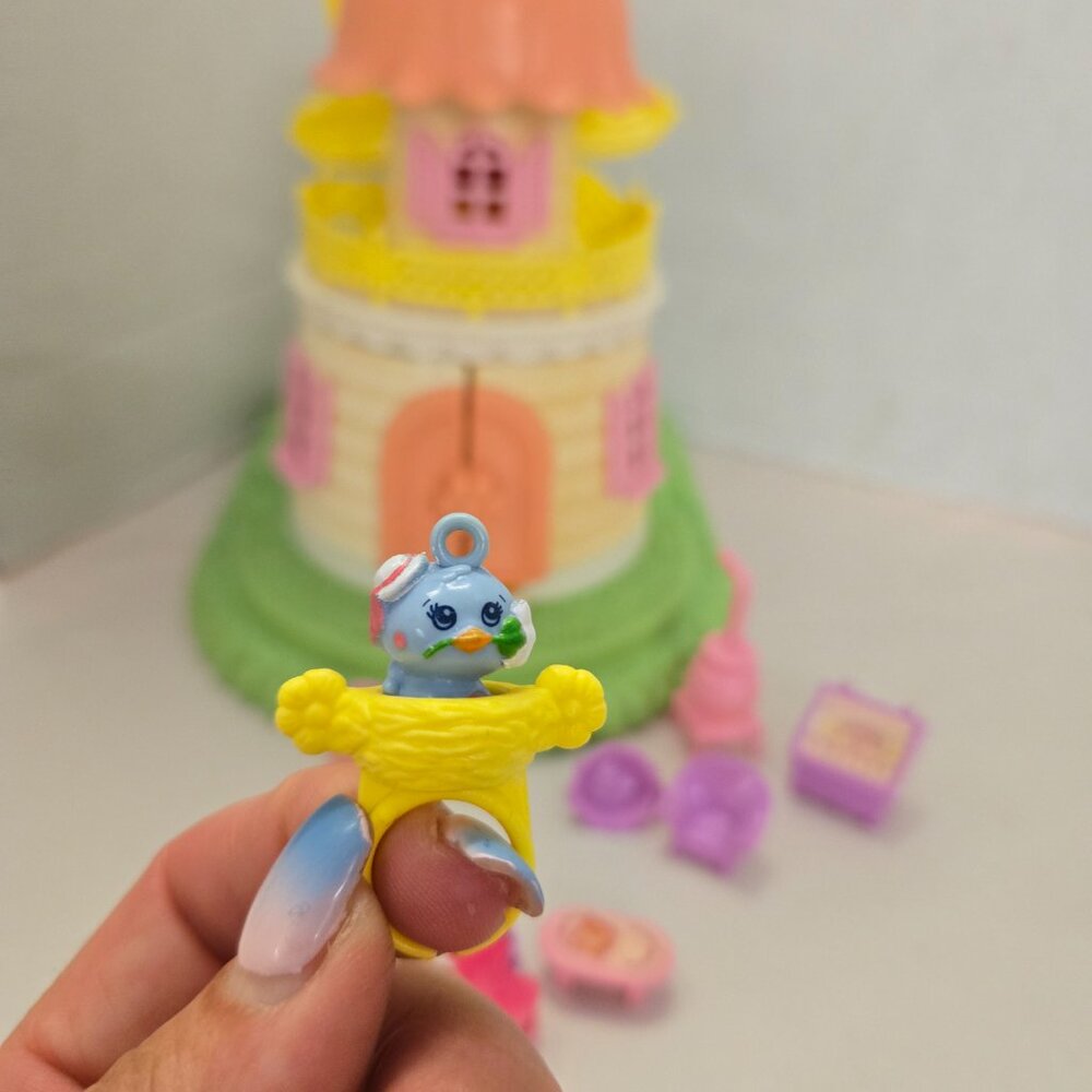 ❤ 1980s Vintage Charmkins Ring Whippoorwill House playset figures & pieces ❤